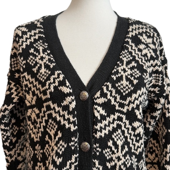 Vintage patterned cardigan - Picture 2 of 5